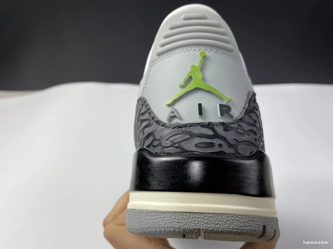 HYPE Air Chlorophyll Retro 3 Jordan 136064-006 0801